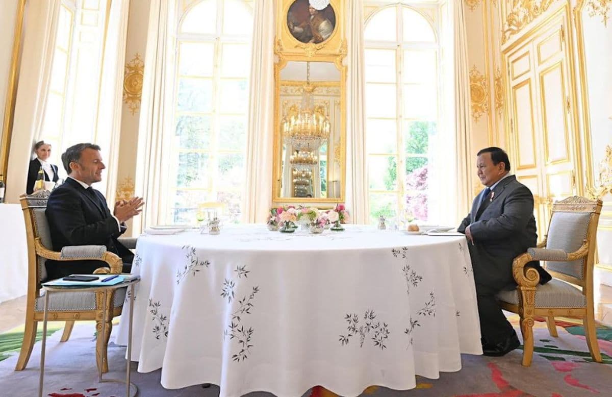 Prabowo dan Macron Bertemu 2 Jam Bahas Energi-Ekonomi Prabowo dan Macron Bertemu 2 Jam Bahas Energi-Ekonomi