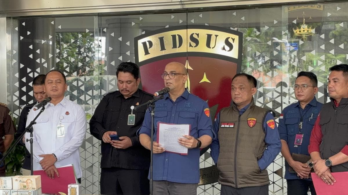 Kejagung Tetapkan Ketua Ombudsman Hery Susanto Tersangka Korupsi Tata Kelola Nikel! Kejagung Tetapkan Ketua Ombudsman Hery Susanto Tersangka Korupsi Tata Kelola Nikel!