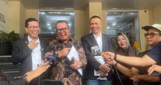 Rismon Sianipar Resmi Kantongi SP3 Kasus Fitnah Ijazah Jokowi Rismon Sianipar Resmi Kantongi SP3 Kasus Fitnah Ijazah Jokowi