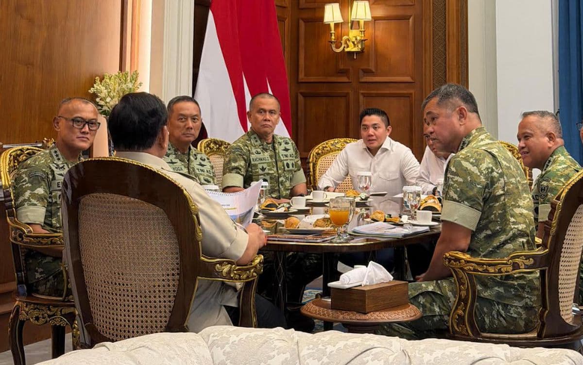 Prabowo Bertemu KSAD Bahas Pembangunan 300 Jembatan-Renovasi Sekolah Prabowo Bertemu KSAD Bahas Pembangunan 300 Jembatan-Renovasi Sekolah