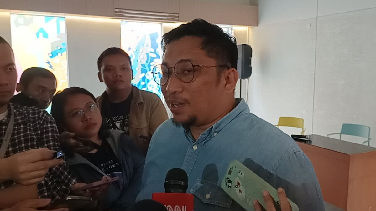 Polda Metro Sebut Ada Dua Laporan terhadap Feri Amsari Polda Metro Sebut Ada Dua Laporan terhadap Feri Amsari