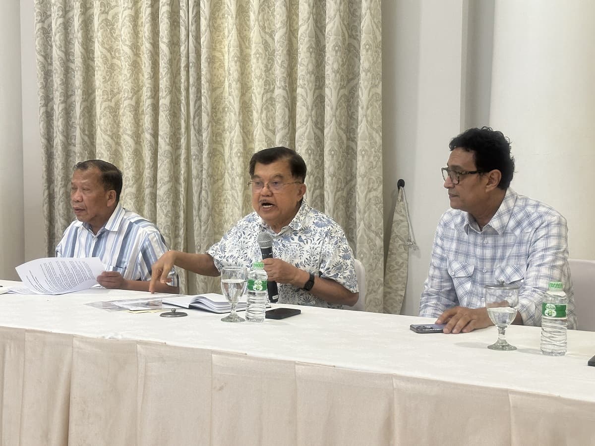 JK Heran Ceramahnya Dipermasalahkan Usai Singgung Ijazah Jokowi JK Heran Ceramahnya Dipermasalahkan Usai Singgung Ijazah Jokowi