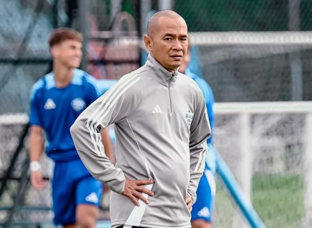 Kurniawan Dwi Yulianto Minta Maaf Usai Timnas Indonesia U-17 Tersingkir dari Piala AFF U-17 2026 Kurniawan Dwi Yulianto Minta Maaf Usai Timnas Indonesia U-17 Tersingkir dari Piala AFF U-17 2026