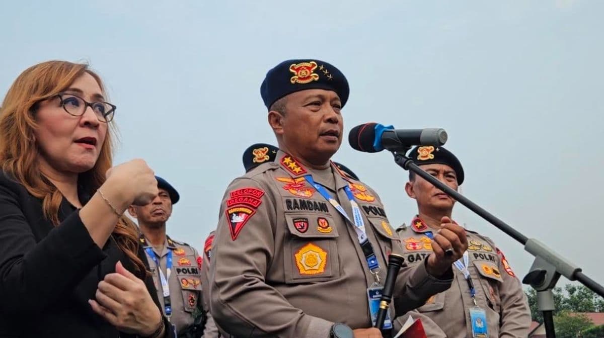 Tangani Aksi Massa, Dankorbrimob: Sekarang Tidak Harus dengan Kekerasan! Tangani Aksi Massa, Dankorbrimob: Sekarang Tidak Harus dengan Kekerasan!