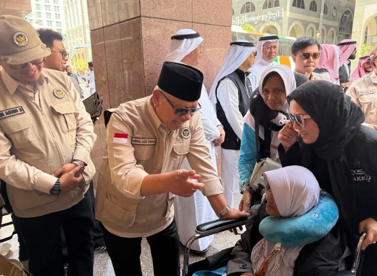 3 Kloter Pertama Jamaah Haji Indonesia Tiba di Madinah 3 Kloter Pertama Jamaah Haji Indonesia Tiba di Madinah