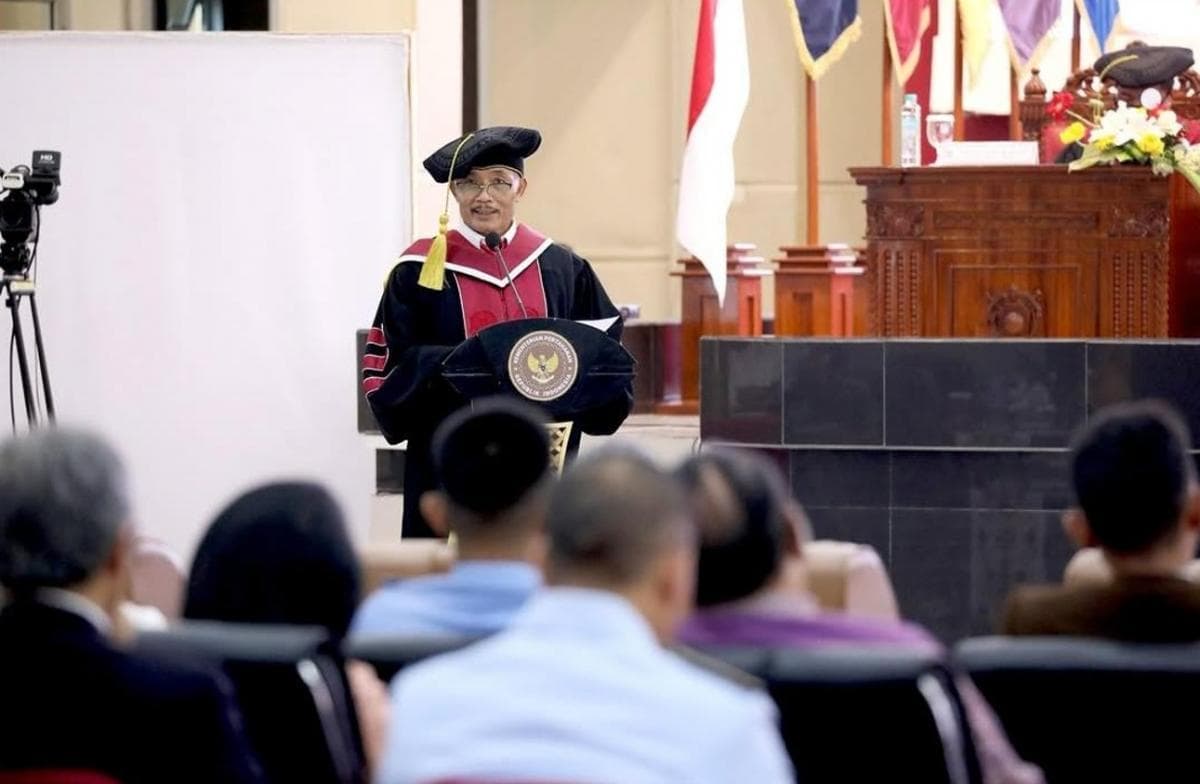 Guru Besar Unhan: Lanskap Pertahanan Bergeser dari Konvensional Menuju Ancaman Siber! Guru Besar Unhan: Lanskap Pertahanan Bergeser dari Konvensional Menuju Ancaman Siber!