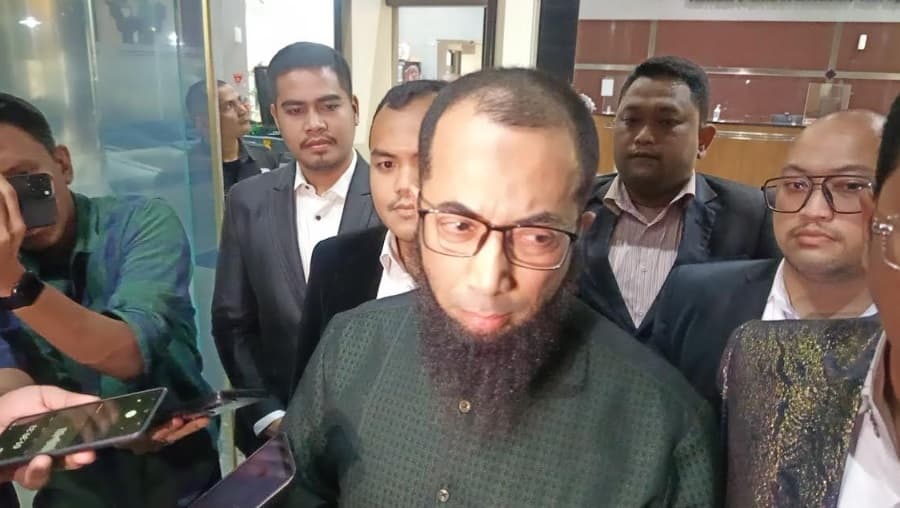 Kembalikan Uang Rp8,4 Miliar ke KPK, Ustadz Khalid Basalamah: Kami Korban! Kembalikan Uang Rp8,4 Miliar ke KPK, Ustadz Khalid Basalamah: Kami Korban!