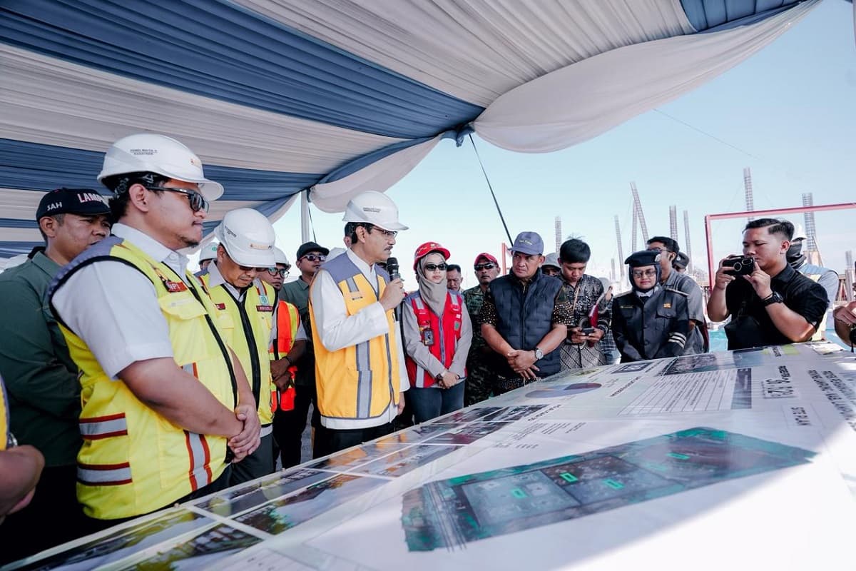 Mensos Cek Sekolah Rakyat di Lampung, Targetkan Beroperasi Juni 2026 Mensos Cek Sekolah Rakyat di Lampung, Targetkan Beroperasi Juni 2026