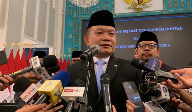 Dilantik Prabowo Jadi KSP, Dudung: Saya Buka Laporan 24 Jam dari Masyarakat Dilantik Prabowo Jadi KSP, Dudung: Saya Buka Laporan 24 Jam dari Masyarakat