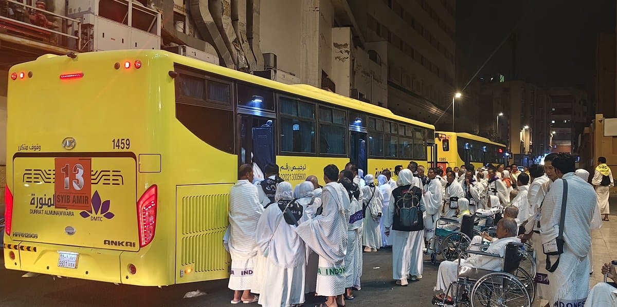 Kronologi Bus Jemaah Haji Indonesia Kecelakaan di Arab Saudi, 10 Orang Jadi Korban Kronologi Bus Jemaah Haji Indonesia Kecelakaan di Arab Saudi, 10 Orang Jadi Korban