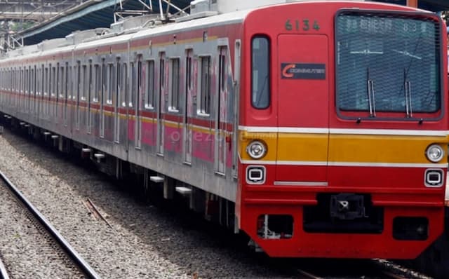 Perjalanan KRL Dibatasi Sampai Stasiun Bekasi Pasca-Kecelakaan Perjalanan KRL Dibatasi Sampai Stasiun Bekasi Pasca-Kecelakaan