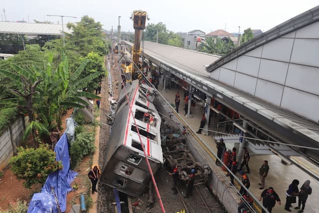 Pilu, 8 Korban Kecelakaan Kereta di Bekasi Timur Ternyata Sedang Berulang Tahun di Hari Peristiwa Pilu, 8 Korban Kecelakaan Kereta di Bekasi Timur Ternyata Sedang Berulang Tahun di Hari Peristiwa