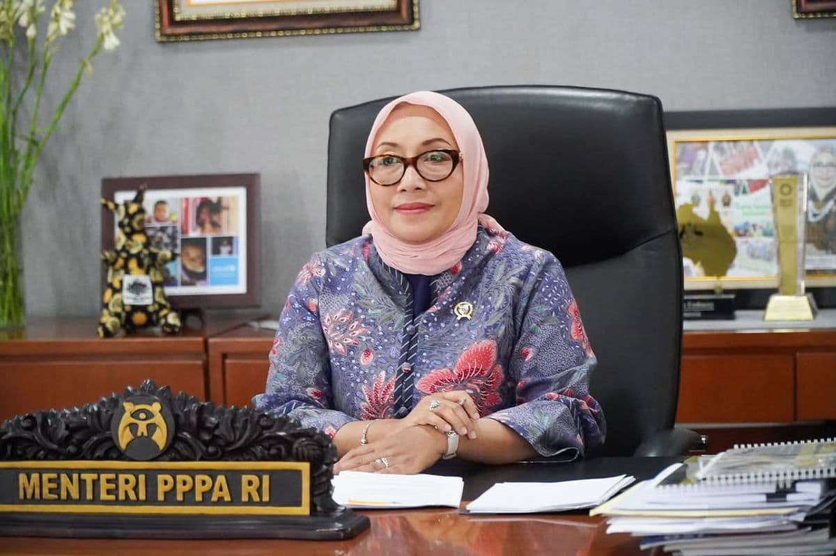 Bikin Gaduh, Menteri PPPA Minta Maaf soal Usul Pemindahan Gerbong Wanita Bikin Gaduh, Menteri PPPA Minta Maaf soal Usul Pemindahan Gerbong Wanita