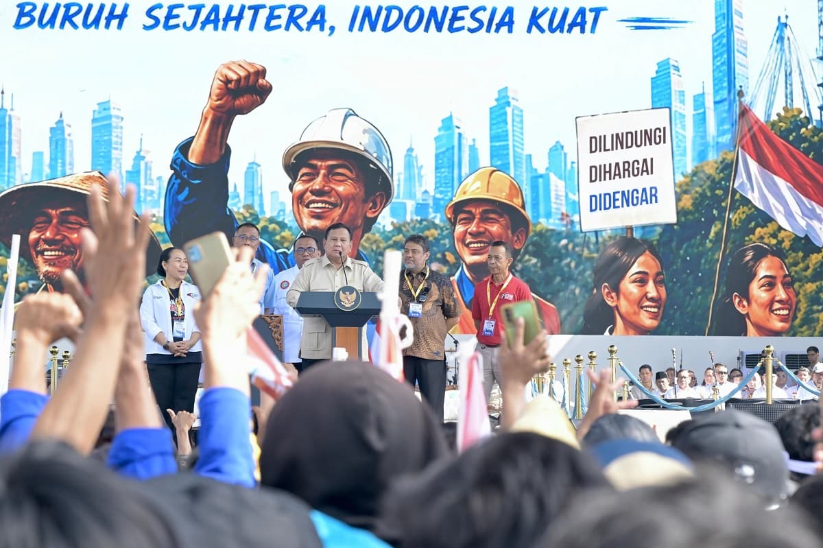 Prabowo Tegaskan Komitmen Bangun 1 Juta Rumah untuk Pekerja Mulai Tahun Ini Prabowo Tegaskan Komitmen Bangun 1 Juta Rumah untuk Pekerja Mulai Tahun Ini