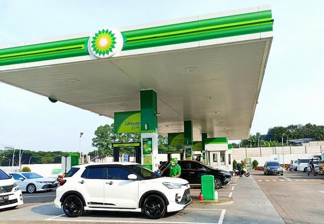 3 Fakta Harga BBM Naik di Mei 2026, Kini Tembus Rp30.890 per Liter 3 Fakta Harga BBM Naik di Mei 2026, Kini Tembus Rp30.890 per Liter