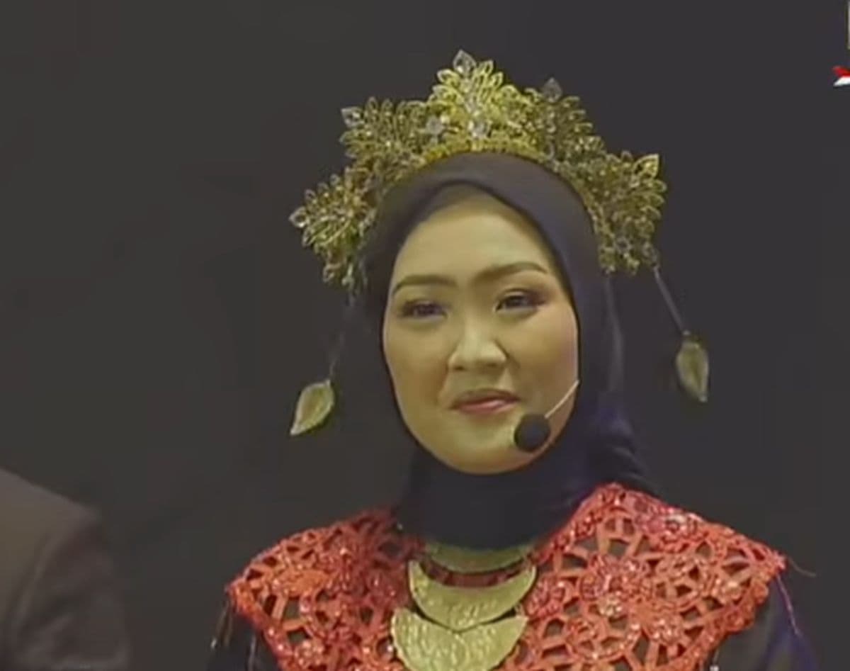 Shindy MC Minta Maaf Usai Pernyataan di Lomba Cerdas Cermat 4 Pilar MPR Viral Shindy MC Minta Maaf Usai Pernyataan di Lomba Cerdas Cermat 4 Pilar MPR Viral