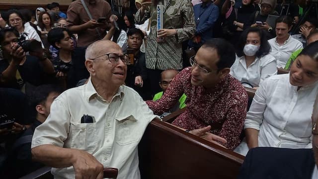 Hadapi Sidang Tuntutan, Nadiem Makarim Didampingi Istri hingga Orang Tua Hadapi Sidang Tuntutan, Nadiem Makarim Didampingi Istri hingga Orang Tua