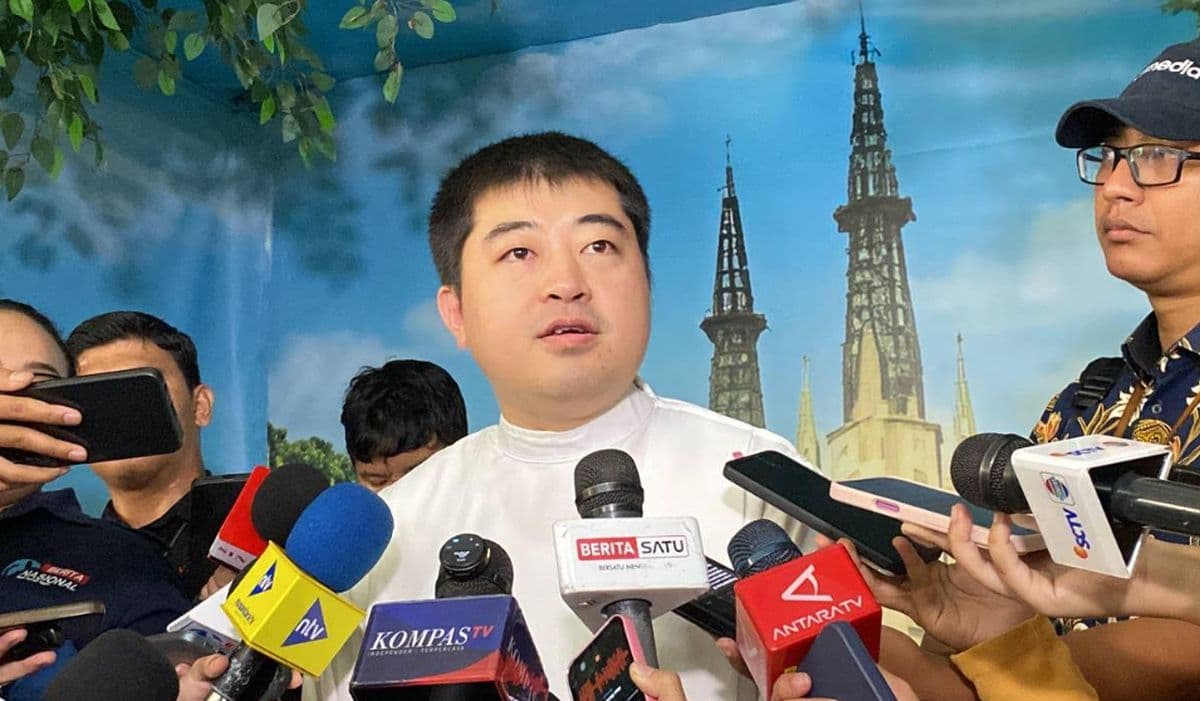 Misa Kenaikan Yesus Kristus, Gereja Katedral Jakarta Tampung Lebih 2 Ribu Jemaat Misa Kenaikan Yesus Kristus, Gereja Katedral Jakarta Tampung Lebih 2 Ribu Jemaat
