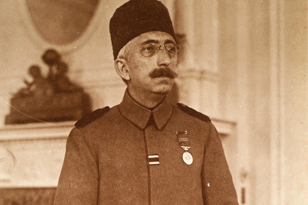 Peristiwa 16 Mei: Wafatnya Sultan Terakhir Utsmaniyah hingga Pasukan PETA Dieksekusi Jepang Peristiwa 16 Mei: Wafatnya Sultan Terakhir Utsmaniyah hingga Pasukan PETA Dieksekusi Jepang