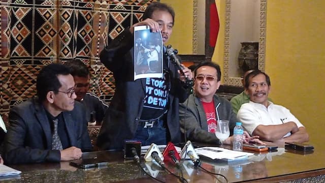 Polisi Bakal Umumkan Status Perkara Ijazah Jokowi, Roy Suryo: P21 Bukan Akhir! Polisi Bakal Umumkan Status Perkara Ijazah Jokowi, Roy Suryo: P21 Bukan Akhir!