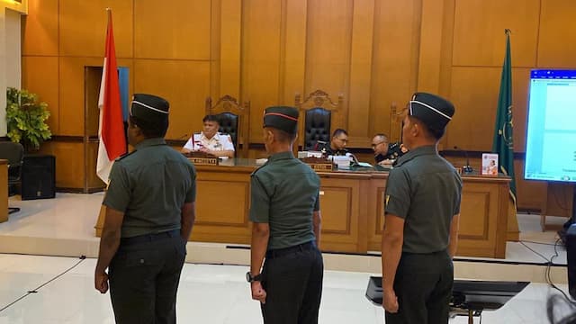 Tiga Anggota Kopassus Terdakwa Pembunuhan Kacab Bank Ajukan Pledoi Tiga Anggota Kopassus Terdakwa Pembunuhan Kacab Bank Ajukan Pledoi