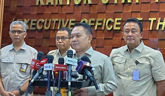 Gibran Panggil KSP Dudung Bahas BGN, Ada Apa? Gibran Panggil KSP Dudung Bahas BGN, Ada Apa?