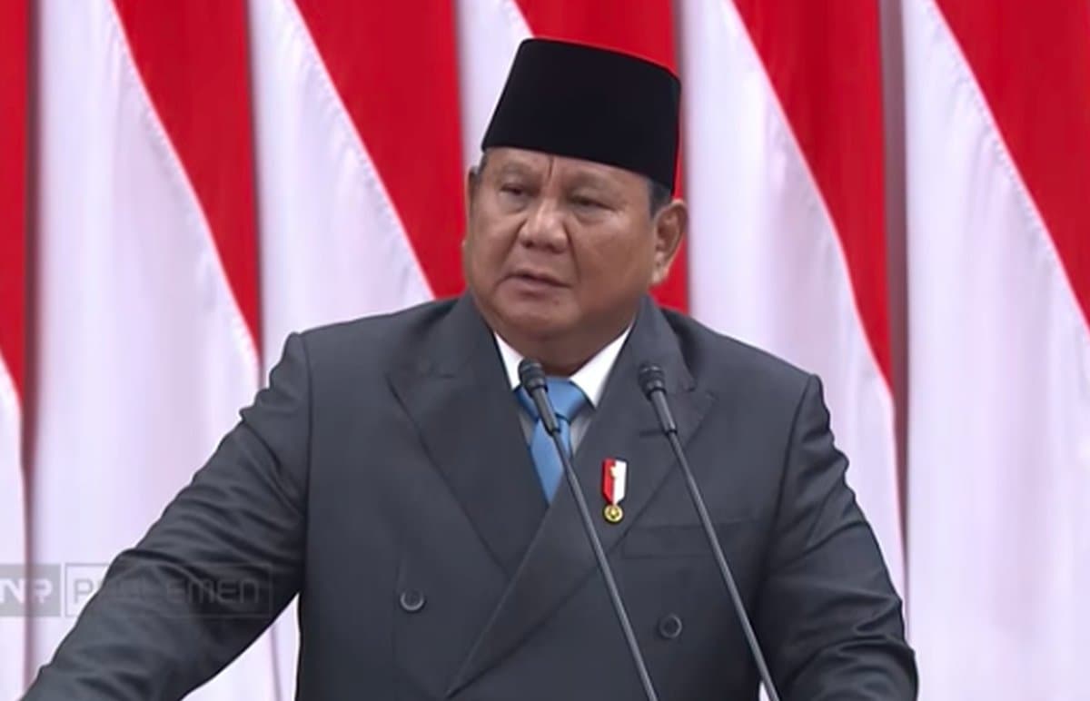 Prabowo: Tiap Malam Puluhan Ribu Kapal Bendera Asing Ambil Kekayaan RI! Prabowo: Tiap Malam Puluhan Ribu Kapal Bendera Asing Ambil Kekayaan RI!