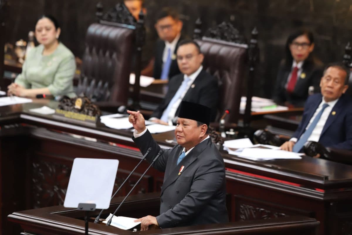 Prabowo Bongkar Modus Birokrat ke Menteri: Sore-sore Minta Tanda Tangan Prabowo Bongkar Modus Birokrat ke Menteri: Sore-sore Minta Tanda Tangan