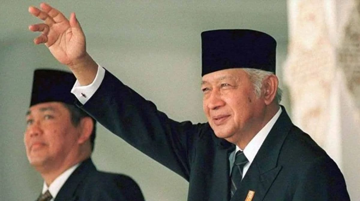 Peristiwa Bersejarah 21 Mei: Soeharto Mundur Setelah 32 Tahun Berkuasa Peristiwa Bersejarah 21 Mei: Soeharto Mundur Setelah 32 Tahun Berkuasa