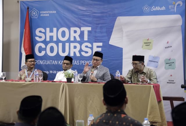 Kemenag: Tidak Ada Toleransi Kesalahan dalam Akad Nikah! Kemenag: Tidak Ada Toleransi Kesalahan dalam Akad Nikah!