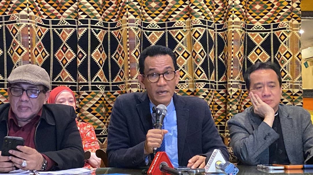 Polisi Akan Limpahkan Perkara Roy Suryo Cs, Refly Harun: Pernyataan Normatif! Polisi Akan Limpahkan Perkara Roy Suryo Cs, Refly Harun: Pernyataan Normatif!