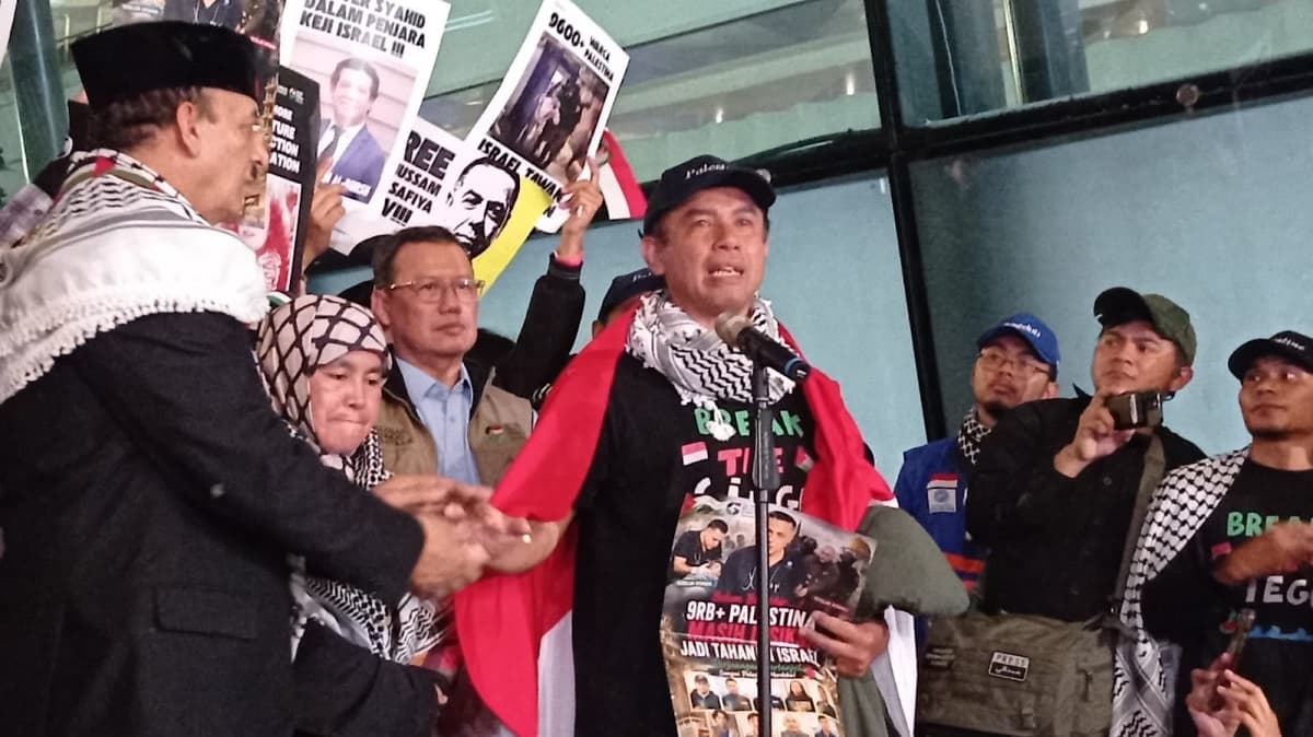 WNI Relawan GSF Ceritakan Kekejaman Tentara Israel: Disiksa dan Diperlakukan Seperti Hewan WNI Relawan GSF Ceritakan Kekejaman Tentara Israel: Disiksa dan Diperlakukan Seperti Hewan