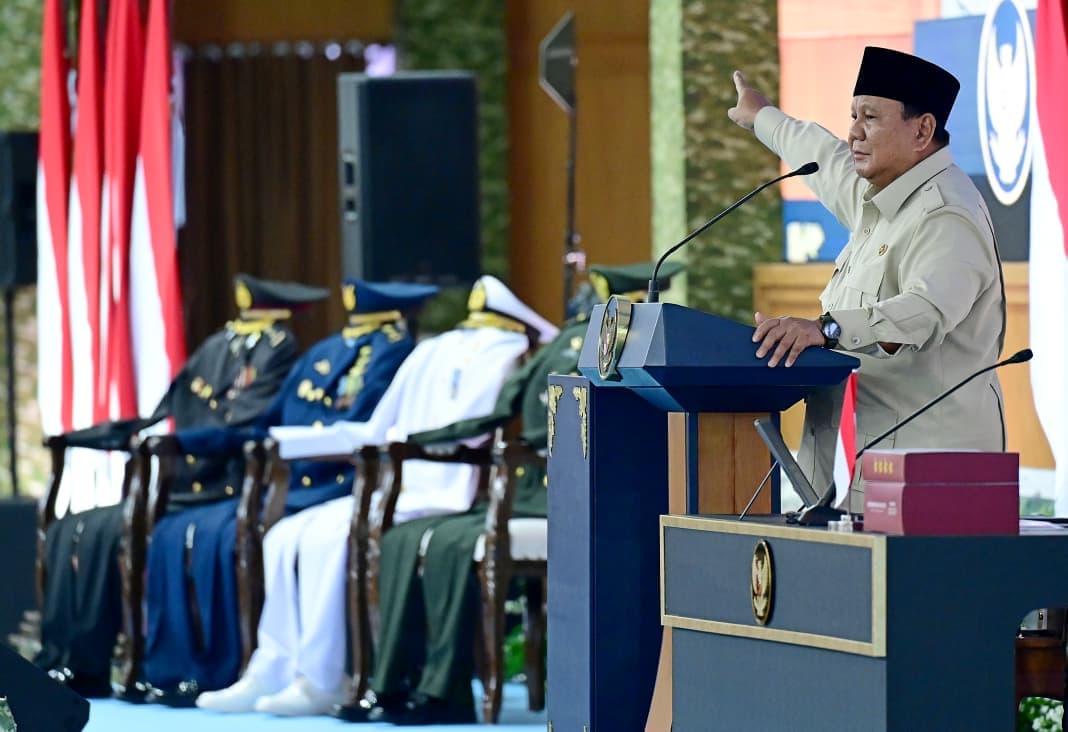 Prabowo Dorong TNI-Polri Cetak Pemimpin yang Kuat dan Adaptif Hadapi Tantangan Global Prabowo Dorong TNI-Polri Cetak Pemimpin yang Kuat dan Adaptif Hadapi Tantangan Global