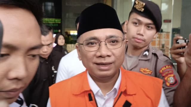 Diperiksa KPK, Kuasa Hukum Gus Yaqut: Tak Ada Pertanyaan Soal Aliran Dana Kuota Haji Diperiksa KPK, Kuasa Hukum Gus Yaqut: Tak Ada Pertanyaan Soal Aliran Dana Kuota Haji