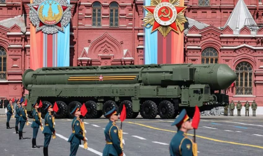 Siap Hadapi Perang Dunia III, Rusia Siagakan Rudal Balistik Antarbenua Baru di Moskow Siap Hadapi Perang Dunia III, Rusia Siagakan Rudal Balistik Antarbenua Baru di Moskow