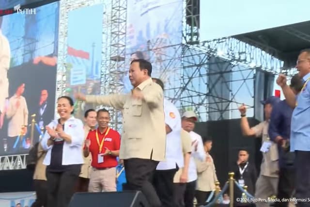 Prabowo Berkomitmen Bakal Memangkas Potongan Ojol dari 20 Jadi 8 Prabowo Berkomitmen Bakal Memangkas Potongan Ojol dari 20 Jadi 8