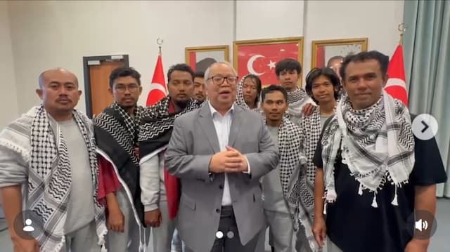 9 WNI Relawan Global Sumud Flotilla Dijadwalkan Tiba di Tanah Air Minggu Sore Ini 9 WNI Relawan Global Sumud Flotilla Dijadwalkan Tiba di Tanah Air Minggu Sore Ini