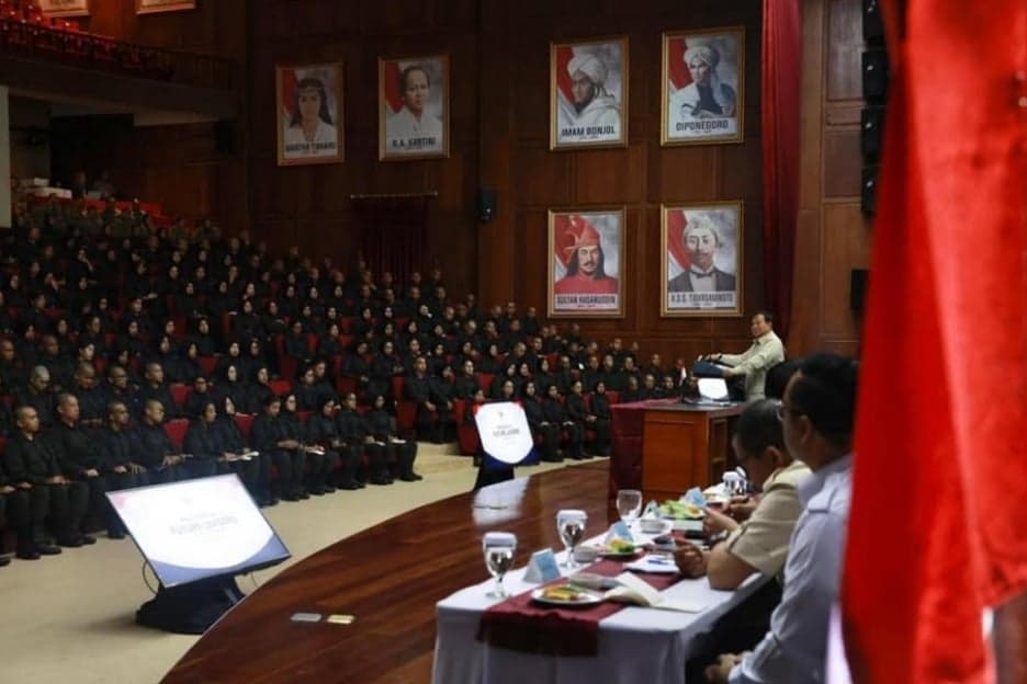 Presiden Prabowo Bekali 400 Calon Pemimpin Perusahaan BUMN di PFLP 2026 Presiden Prabowo Bekali 400 Calon Pemimpin Perusahaan BUMN di PFLP 2026