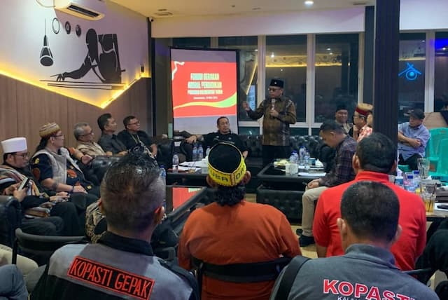 Forum Gerakan Moral Pendidikan Kaltim Desak Kampus Bebas dari Politik Praktis Forum Gerakan Moral Pendidikan Kaltim Desak Kampus Bebas dari Politik Praktis