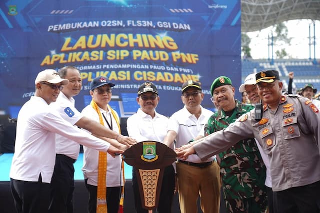Pemkot Tangerang Luncurkan Inovasi Pendidikan, Sachrudin: Teknologi dan Prestasi Harus Tumbuh Bersama Pemkot Tangerang Luncurkan Inovasi Pendidikan, Sachrudin: Teknologi dan Prestasi Harus Tumbuh Bersama