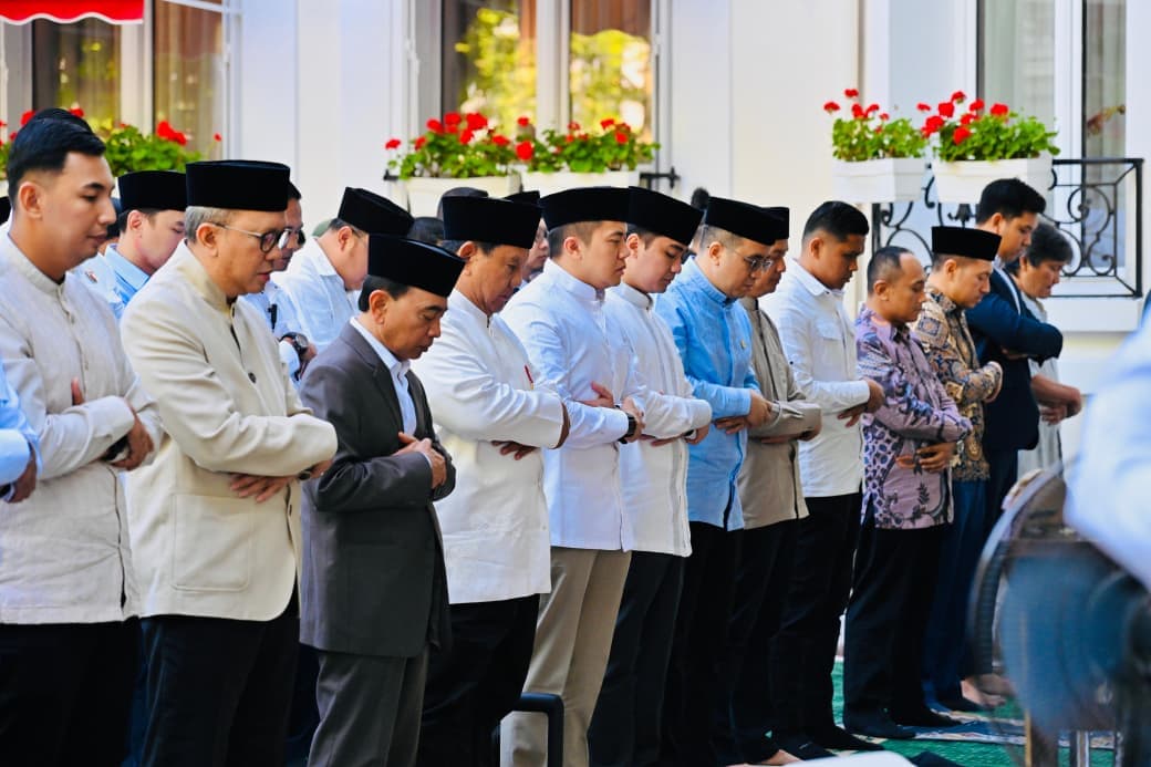 Prabowo Kunjungi Prancis saat Iduladha, Menlu Sugiono: Undangan dari Presiden Macron yang Sempat Tertunda Prabowo Kunjungi Prancis saat Iduladha, Menlu Sugiono: Undangan dari Presiden Macron yang Sempat Tertunda