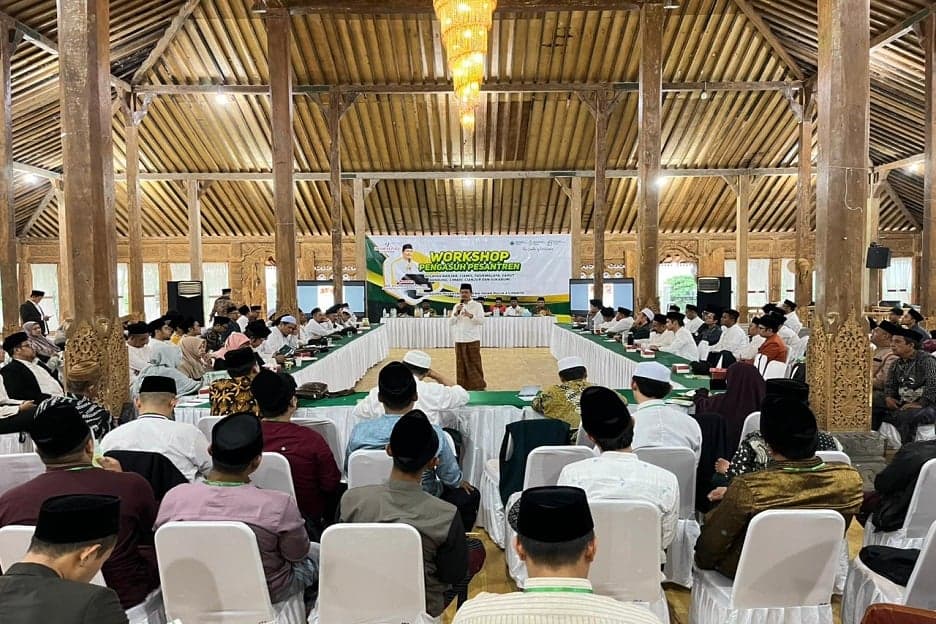 Workshop Pengasuh Bahas Strategi Pesantren Tetap Berkembang di Era Disrupsi Workshop Pengasuh Bahas Strategi Pesantren Tetap Berkembang di Era Disrupsi