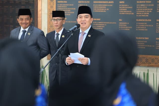 Lantik 221 PNS DPD RI, M Iqbal Tekankan Budaya Kerja yang Berintegritas Lantik 221 PNS DPD RI, M Iqbal Tekankan Budaya Kerja yang Berintegritas