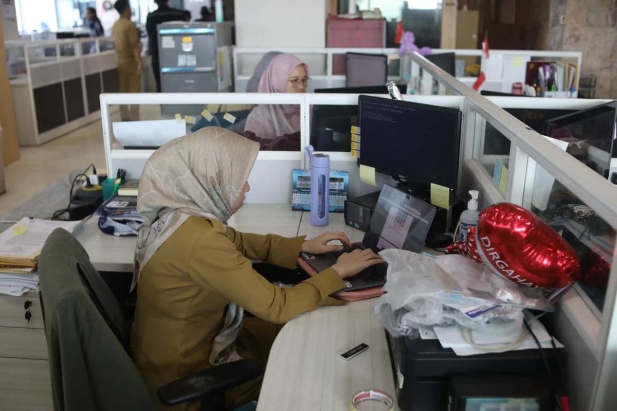 Mendagri Tito Karnavian Sudah Teken Surat Kebijakan WFH Mendagri Tito Karnavian Sudah Teken Surat Kebijakan WFH