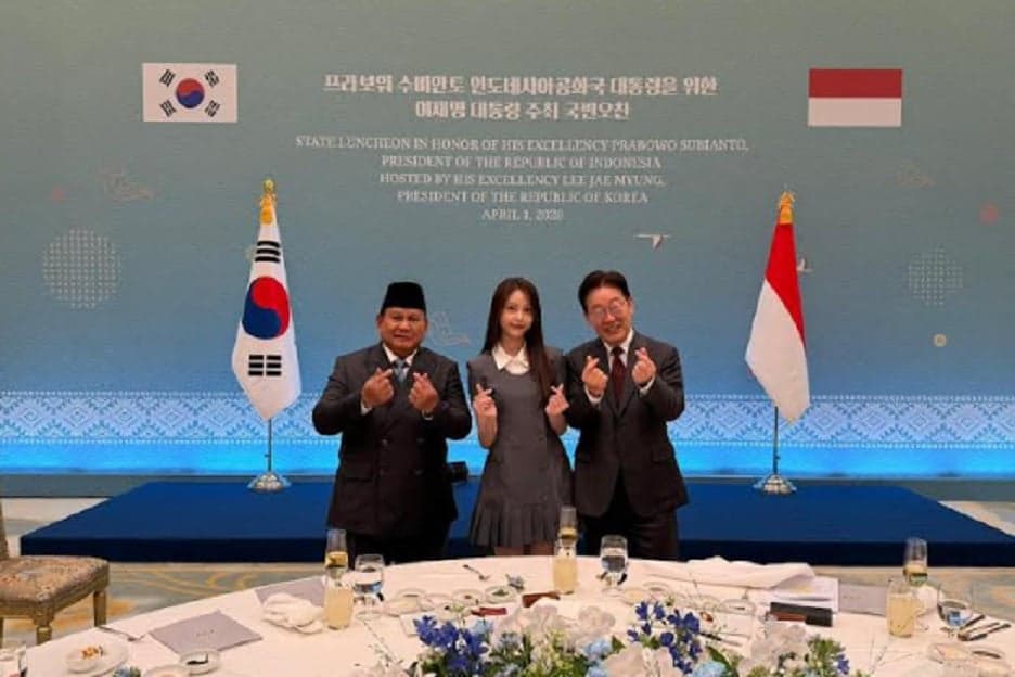 Momen Prabowo dan Lee Jae Myung Bertemu Carmen Hearts2Hearts, Kompak Lakukan Simbol Hati Momen Prabowo dan Lee Jae Myung Bertemu Carmen Hearts2Hearts, Kompak Lakukan Simbol Hati