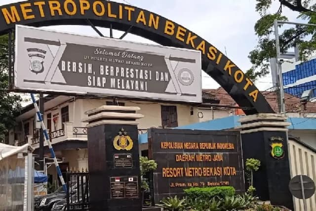 Pelaku Penyiraman Air Keras Terhadap Pria Paruh Baya di Bekasi Ditangkap Pelaku Penyiraman Air Keras Terhadap Pria Paruh Baya di Bekasi Ditangkap