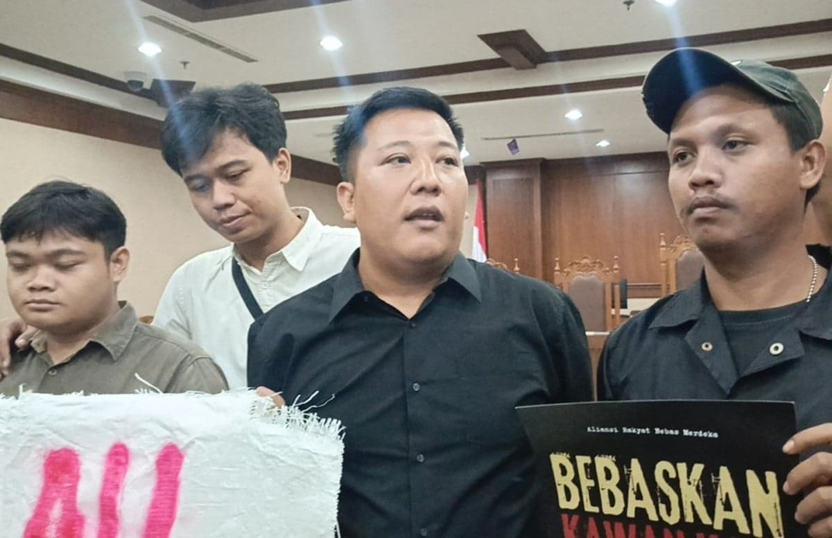 Admin Instagram Bekasi Menggugat Divonis 7 Bulan Penjara di Kasus Demo Agustus 2025 Admin Instagram Bekasi Menggugat Divonis 7 Bulan Penjara di Kasus Demo Agustus 2025