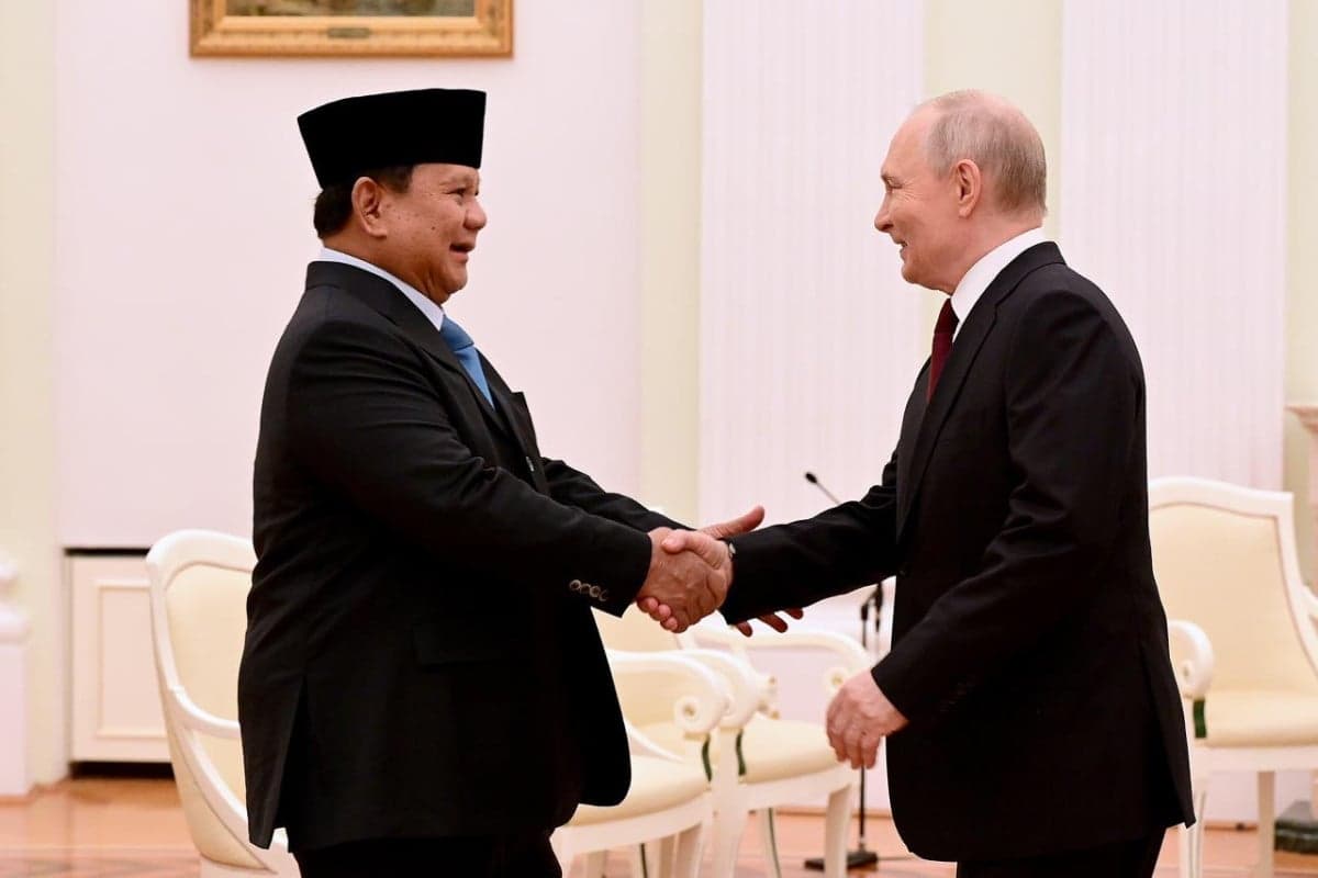 Prabowo dan Putin Sepakati Kerja Sama Energi, Pendidikan, hingga Industri Prabowo dan Putin Sepakati Kerja Sama Energi, Pendidikan, hingga Industri