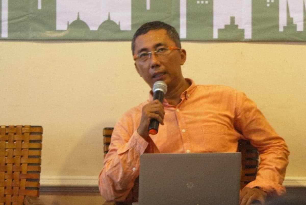 Beban Asimetris Jusuf Kalla dalam Ruang Demokrasi Emosional Beban Asimetris Jusuf Kalla dalam Ruang Demokrasi Emosional