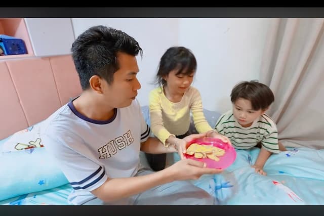 Terharu, Abew Jadi Kucing Ternyata Karena Rindu! Terharu, Abew Jadi Kucing Ternyata Karena Rindu!